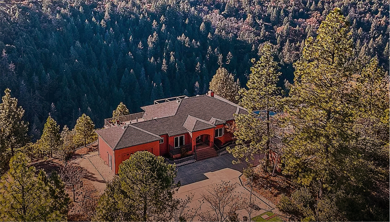 Property 1=Aerial View